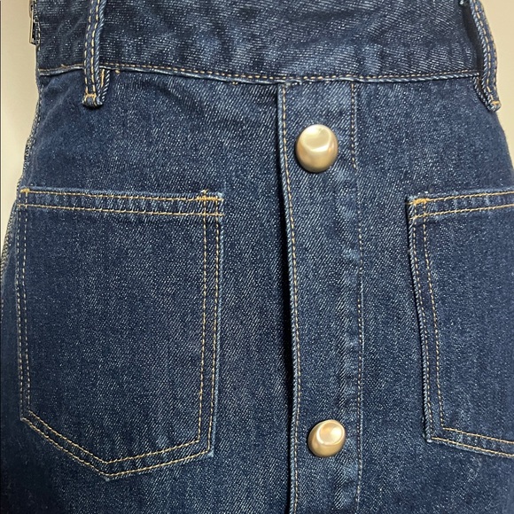 👖🚙👥Dark Blue Button-Front Denim Mini Skirt - Picture 10 of 14